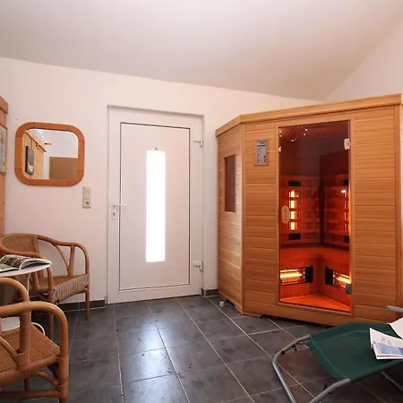 Ferienanlage Droese, Haus 8a - Fewo 9 * Kuehlungsborn