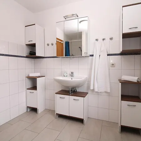 Droese, Haus 8a - 9 Apartmán *